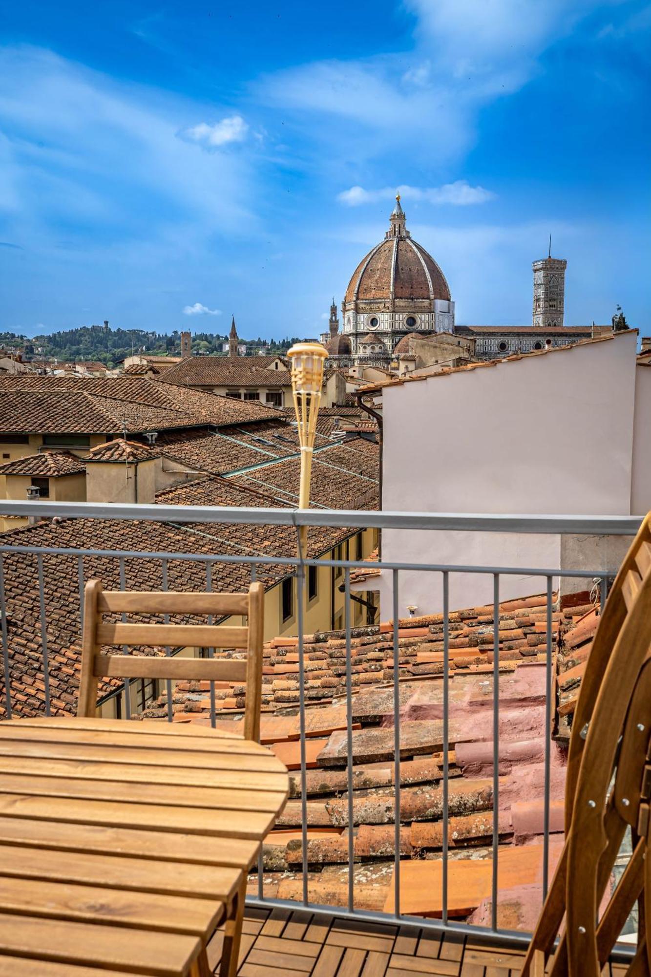 Yd Stunning Terrace On The Accademia Lejlighed Firenze Eksteriør billede