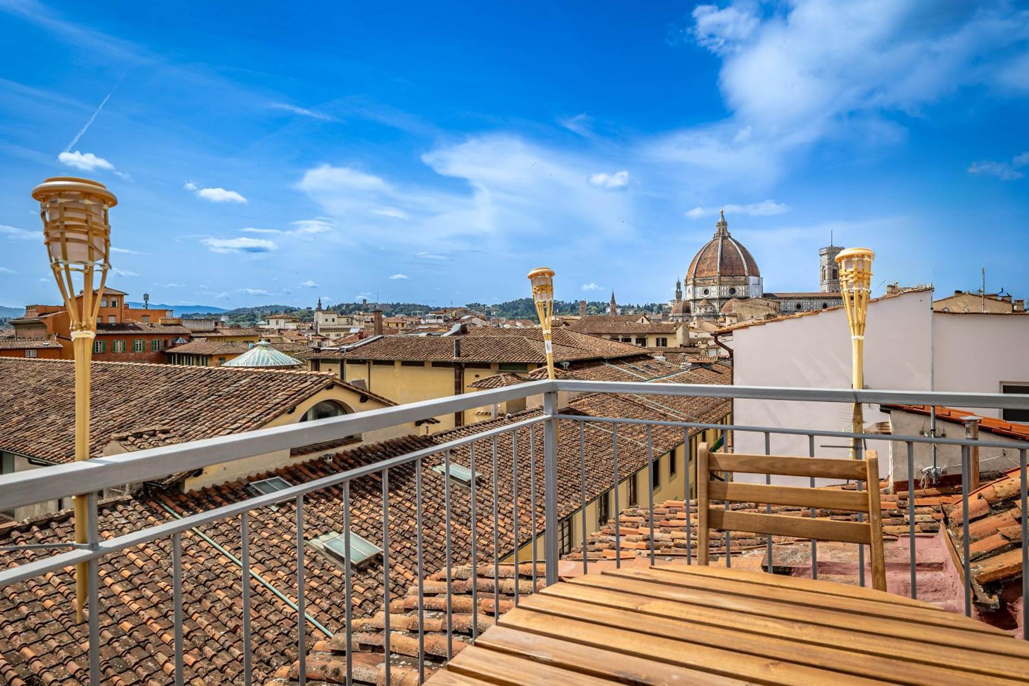 Yd Stunning Terrace On The Accademia Lejlighed Firenze Eksteriør billede